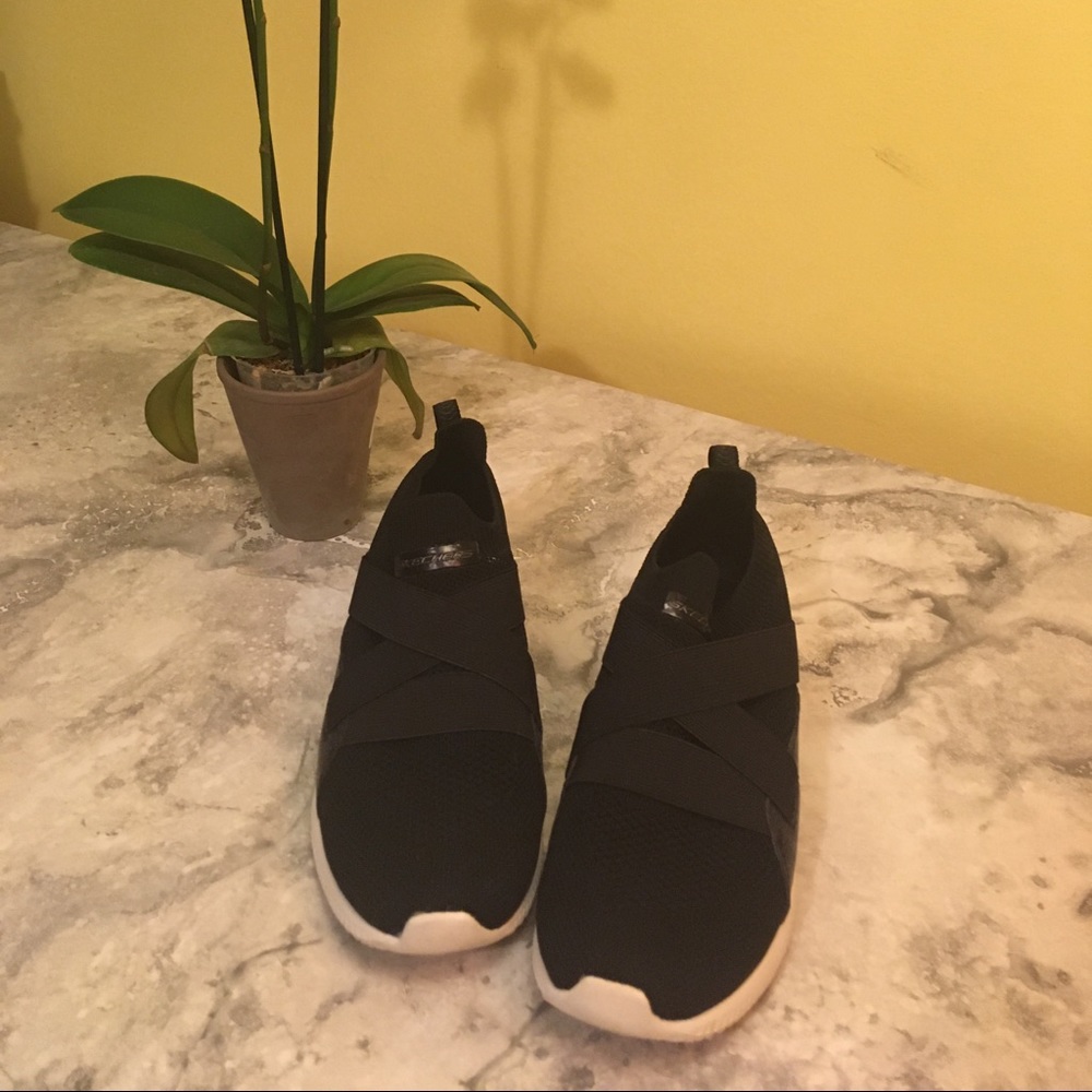 Skechers Memory Foam Sneakers